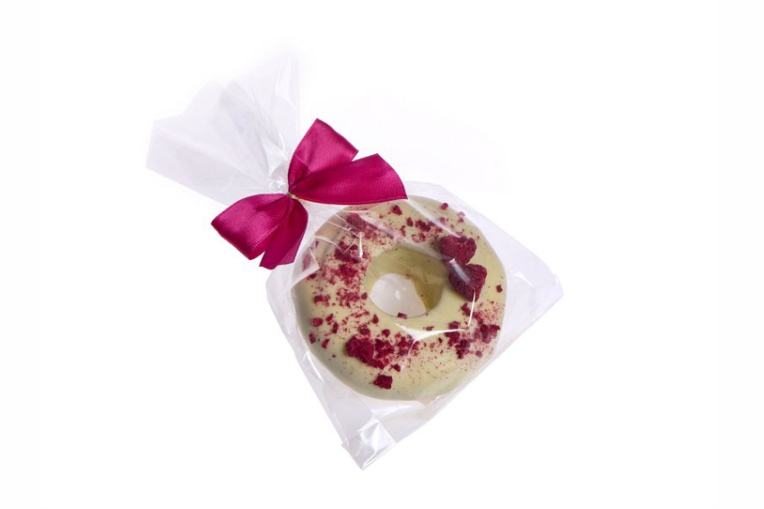 kleiner-weisser-himbeer-baumkuchen